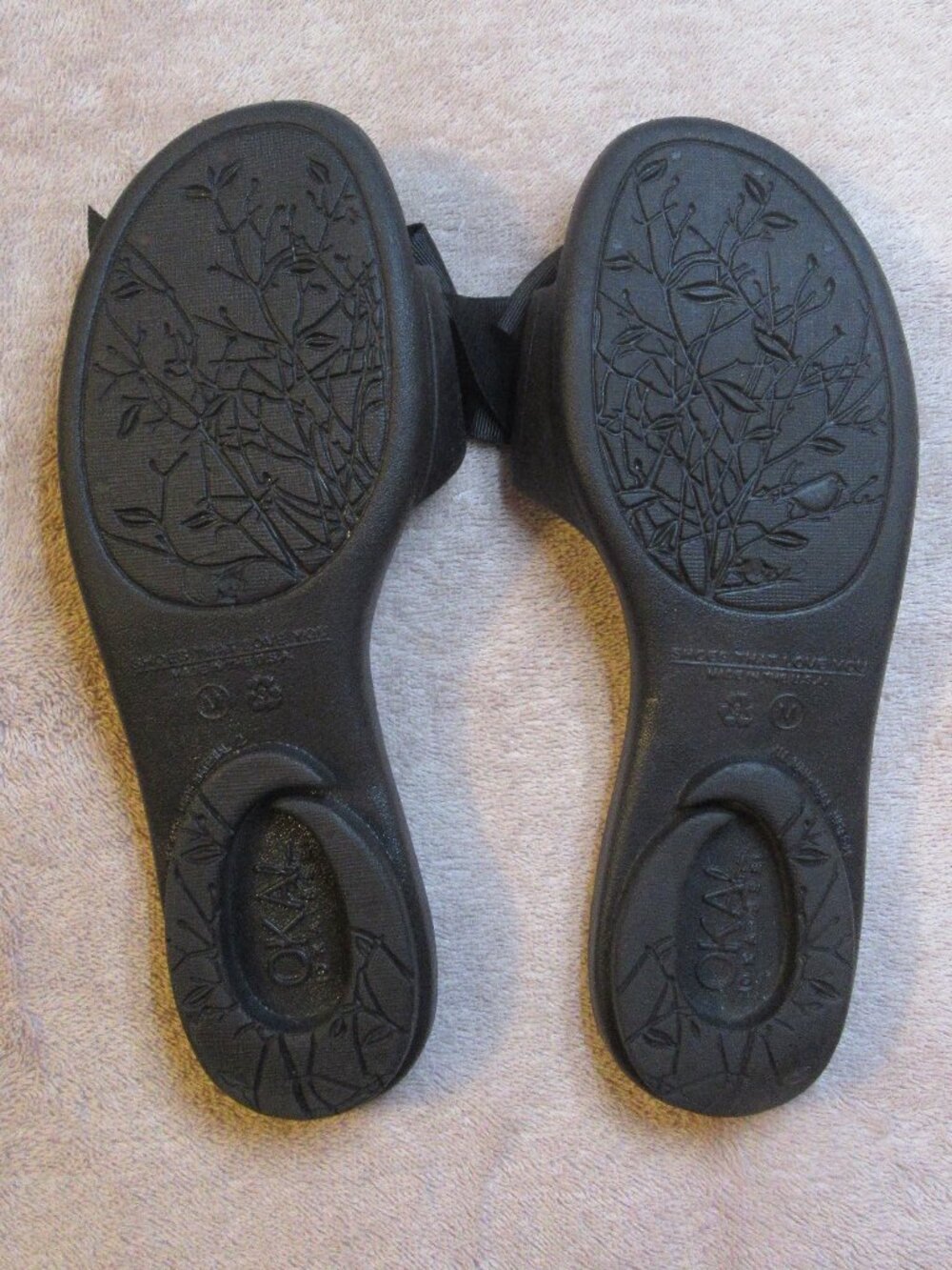 OKA-b shoes that love you black spa slides w. grosgrain removable bow sz M - Picture 3 of 11